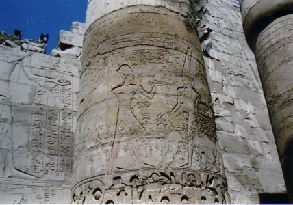 S&auml;ulenrelief im Karnak-Tempel