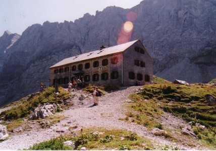 Die Lamsenjochh&uuml;tte